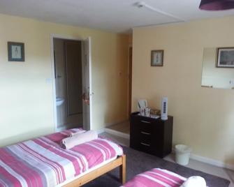 Ostler Inn - Cullompton - Bedroom
