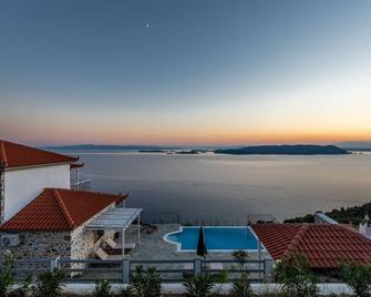 Villa Pounda-Breathtaking sea view-wifi-Newbuilding - Skopelos - Pool