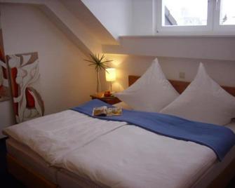 Hotel Garni Zentral - Willich - Camera da letto
