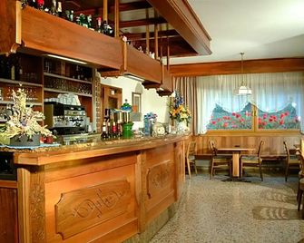Hotel Brückenwirt - Al Ponte - Montagna/Montan - Bar