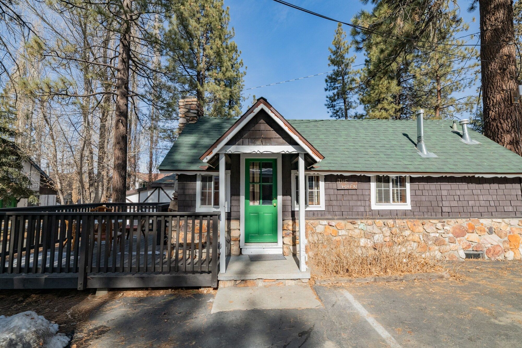 Black Forest Lodge - ביג בר לייק - בניין