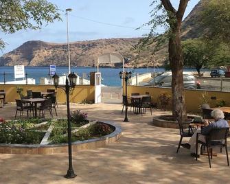 Vista Mar - Tarrafal - Patio