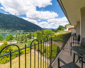 Prestige Inn Nelson - Nelson - Varanda