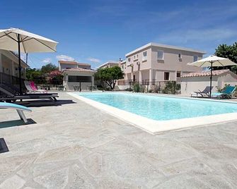 Hôtel Des Nacres - Ghisonaccia - Piscina