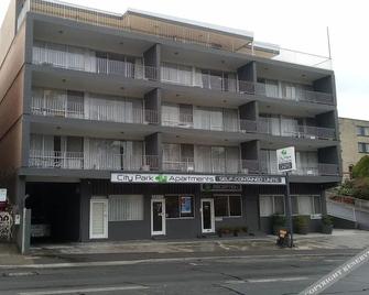 North Lodge Apartments - Launceston - Building
