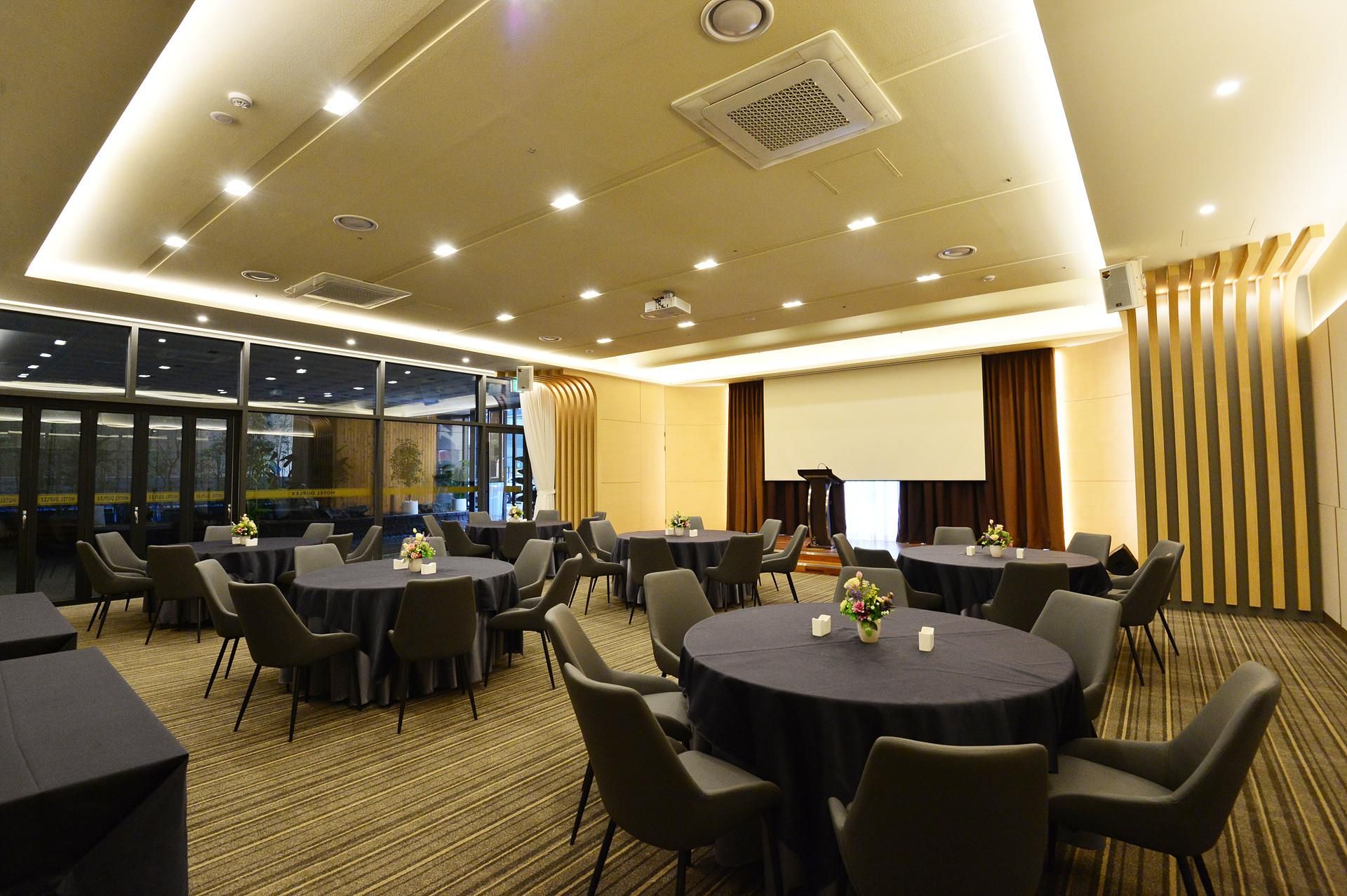 Naju Duplex Residence Hotel thumbnail 3