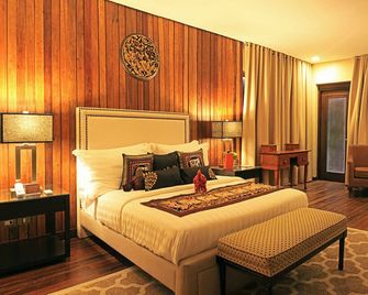 The Oriental Luxury Suites Tagaytay - Laurel
