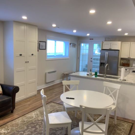 Dining room view of Oasis amidst the wineries