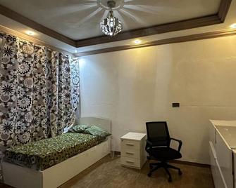 2-bedroom apartment in superb Port Louis with WiFi, AC - Port Louis