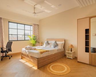 Elivaas Kamerios Maris 1bhk Apartment Wi - Goa Velha - Bedroom
