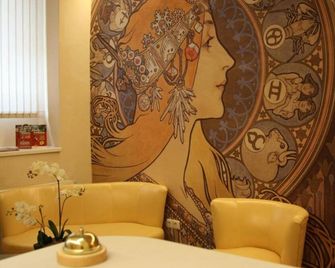 Hotel Klara - Prague - Front desk