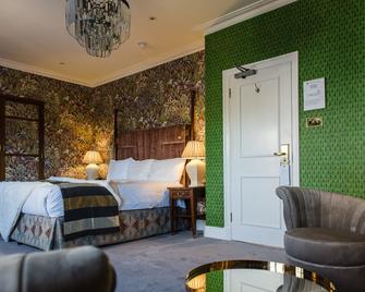 The Spa Hotel - Royal Tunbridge Wells - Bedroom