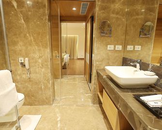 Pharos Hotels - Madrás - Baño