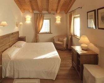 Villa Toderini Agriturismo - Codogne - Slaapkamer