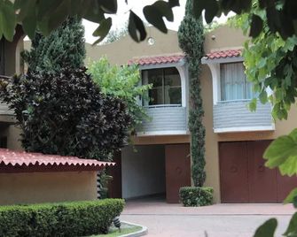 Hotel Real Ocotepec - Cuernavaca - Outdoor view