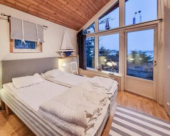 Cozy Home in Lidkoeping With Wifi - Lidköping - Bedroom