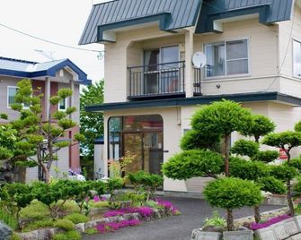 Hdo Furano Garden House - Furano - Building