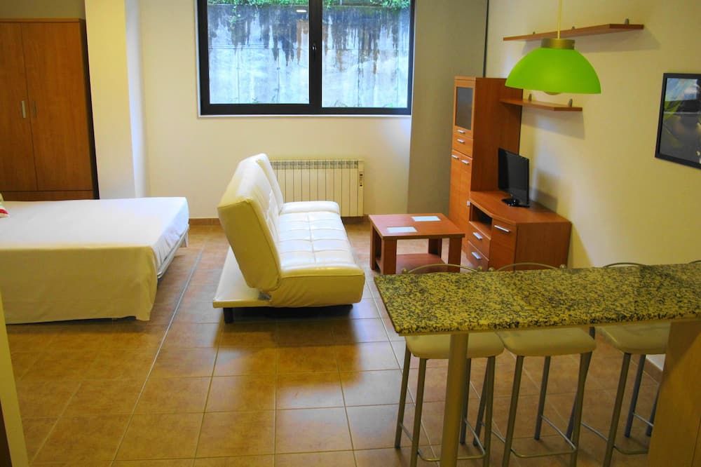 Apartamentos Turísticos Cancelas by Bossh Hotels - Santiago de Compostela