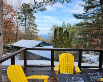The Owl of Lake George 2 BR deck lake views fireplace - Lake George - Balcony