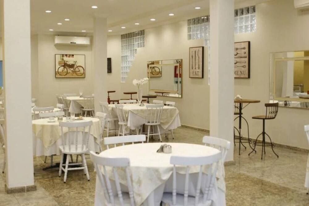 تيرا فيردي هوتل - ريو برانكو - مطعم