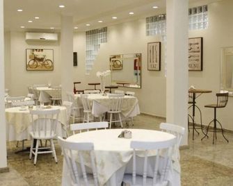 تيرا فيردي هوتل - ريو برانكو - مطعم