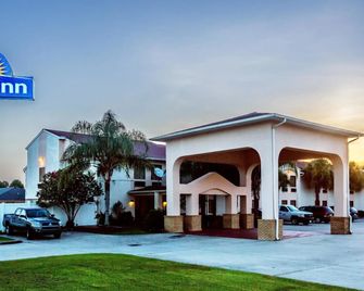 Days Inn by Wyndham Houma LA - Houma - Bâtiment