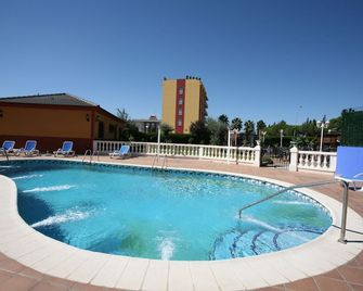 Hotel Zeus - Merida - Pool