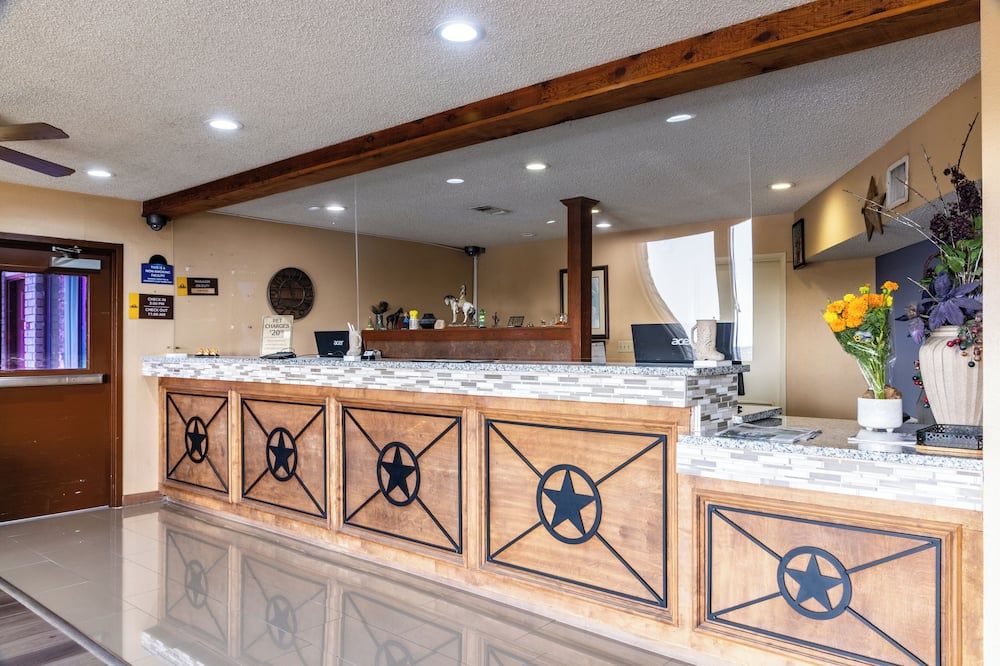 بويرن إن آند سويتس