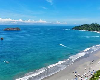 Hotel Playa Espadilla & Gardens - Quepos - Strand