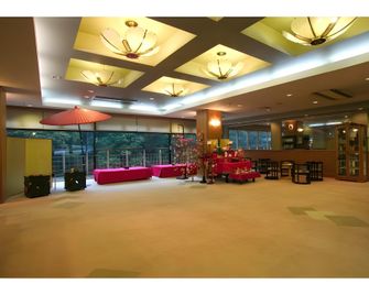 Yuya Kanko Hotel Senzankaku - Сінсіро - Лоббі