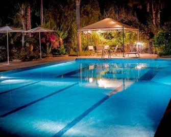 Villa Laura Resort - Rodì Milici - Pool