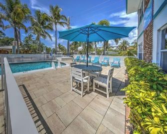 Horizon By The Sea Inn - Lauderdale-by-the-Sea - Svømmebasseng