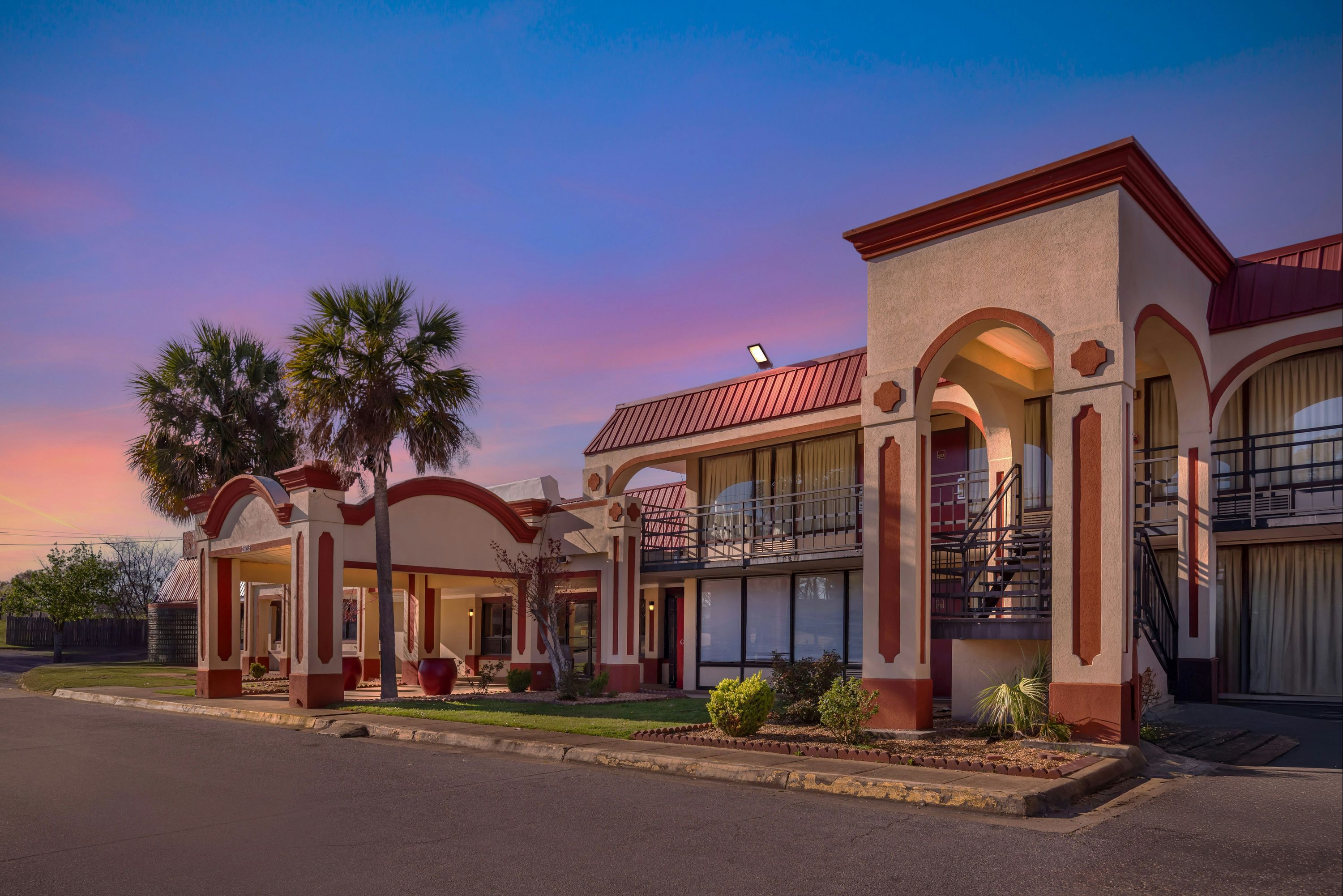 ريد رووف إن مونتجومري - ميدتاون - مونتغومري (الاباما) - مبنى