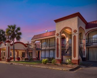 Red Roof Inn Montgomery - Midtown - Montgomery - Bâtiment