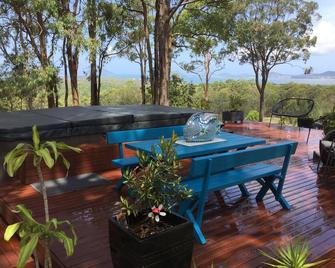 daybreaks on Port Stephens - Soldiers Point - Hol