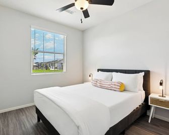 Radiance Reverie Home in Casa Grande with Pool,BBQ - Casa Grande