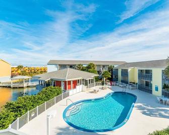 Villas on the Gulf unit A8 - Pensacola Beach - Pool