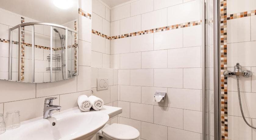 Pension Antonia - פושל אם זה