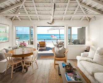 Oceanfront Cottage on the Sand at Miramar Beach - Carpinteria - Living room