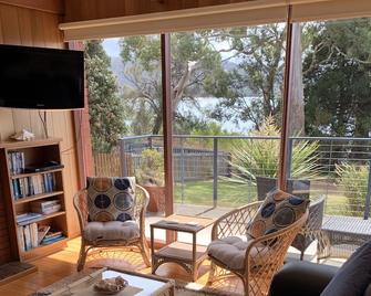 Orford Waterfront - Orford Tas - Orford - Living room