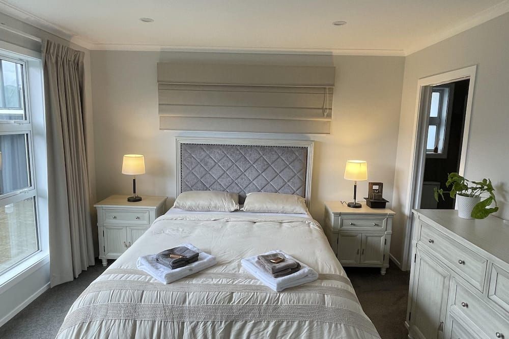 Private Ensuite With Spa In Upper Hutt - Upper Hutt - Camera da letto