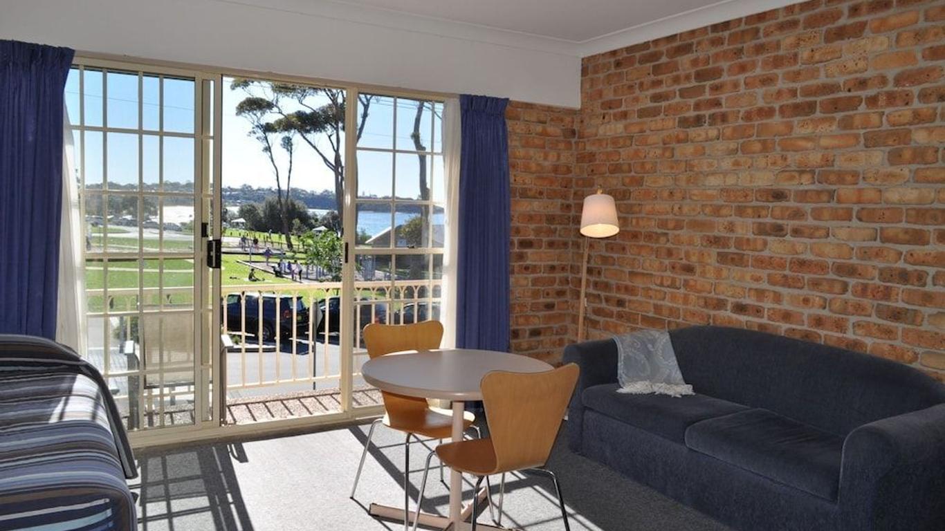 Mollymook Surf Beach Motel And Apartments