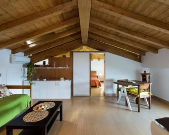 La Finestra Sul Golfo Affittacamere - La Spezia - Living room