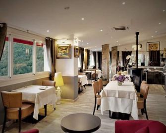 Attractive holiday home in Mazzola with sauna - Mazzola - Restaurante