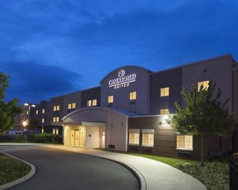 Candlewood Suites Reading - Reading - Building