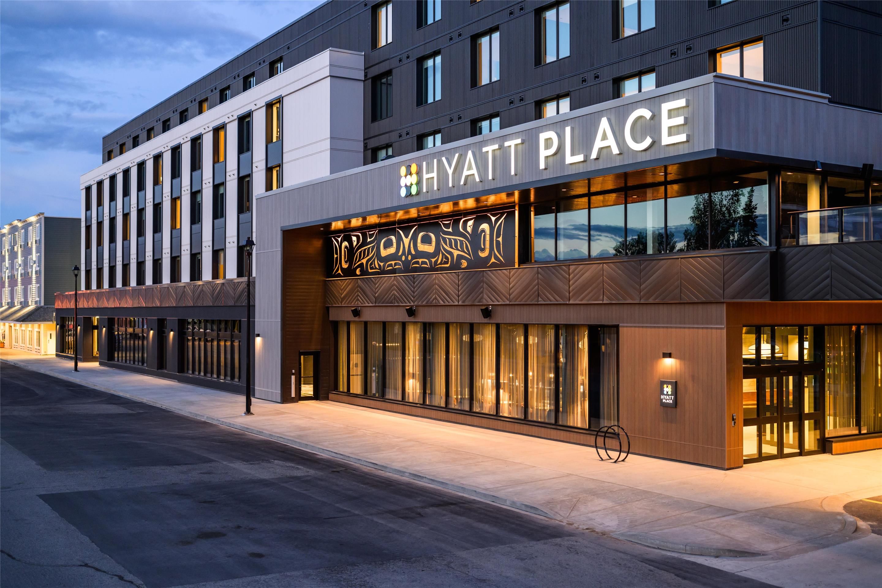 Hyatt Place Whitehorse - Whitehorse - Building