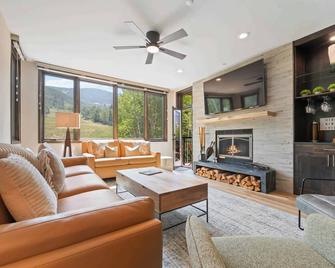 Highlands Lodge 300 by East West Hospitality - Beaver Creek - Sala de estar