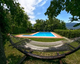 Mansion in San Valentino with Pool - San Valentino in Abruzzo Citeriore
