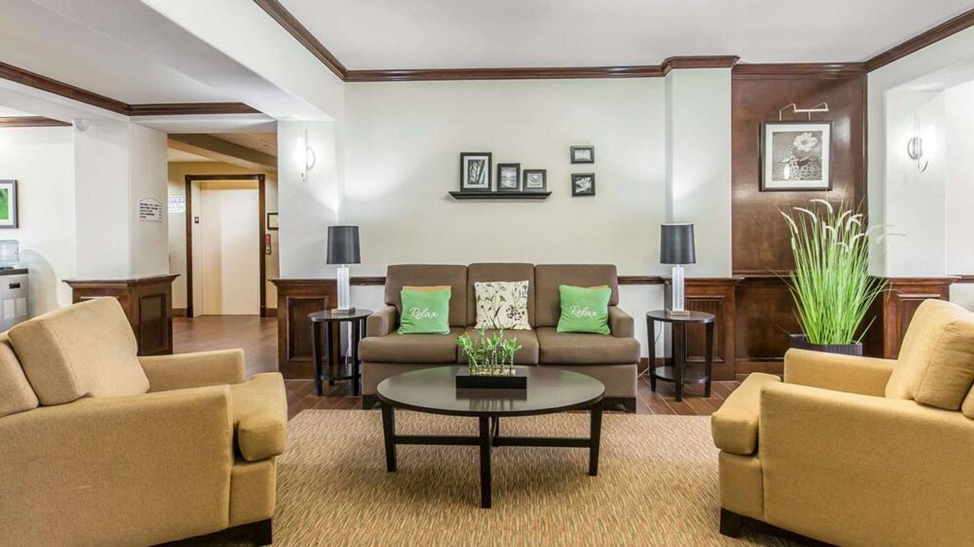 Sleep Inn And Suites Bush Intercontinental - Iah East