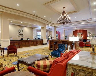 The Grand Hotel In Salem - Salem - Lobby